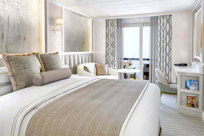 Croisière sur le Vista : Émirats arabes unis, Oman, Arabie saoudite, Égypte, Grèce, Sicile, Italie, Capri, Sardaigne, Baléares, Espagne 