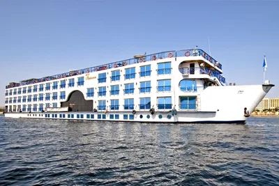 Croisière sur le Stéphanie (ou similaire) : Flânerie sur le Nil et découverte du Caire 