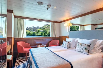 Croisière sur le MS Douro Queen : Les Vignobles de Porto et Lisbonne 