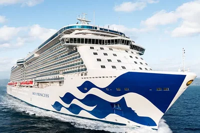 Croisière sur le Sky Princess : Espagne, France et Portugal avec éclipse solaire totale 2027  