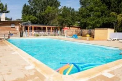 Camping Le Val de Cesse Mirepeisset