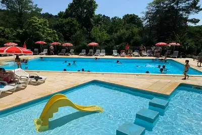 Camping La Castillonderie (Thonac à 4 km)