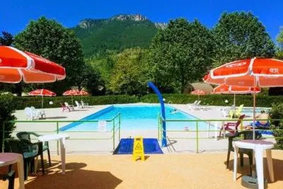 Camping Municipal Le Pre Morjal (Ispagnac à 8 km)