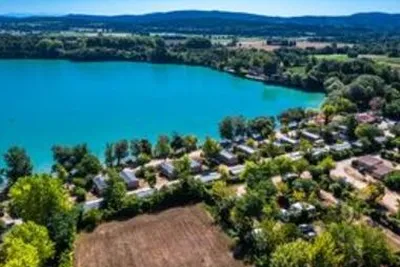 Camping de L'Etang de la Bonde (à 14km de Sannes)