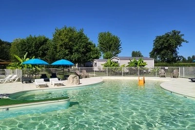 Camping La Salvinie (Terrasson-Lavilledieu à 4 km)