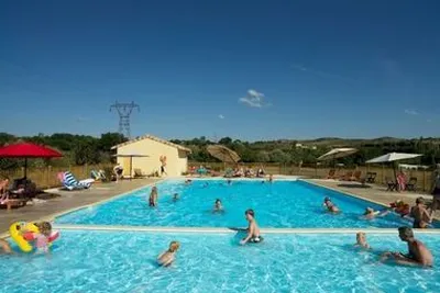 Camping Les Arches (Saint-Jean-le-Centenier à 9 km)