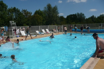 Camping L'ile Cariot (Chaillé-les-Marais à 10 km)