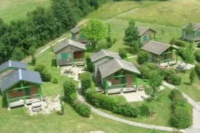 Camping Le Plo (Recoules-Prévinquières à 7 km)