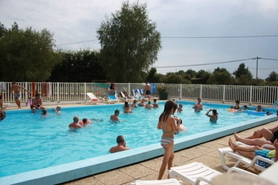 Là Com'Union (Grosbreuil à 6 km)