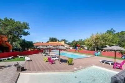 Camping La Garenne (Néfiach à 12 km)