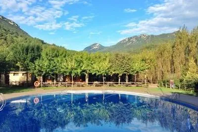 Camping Bassegoda Park (Albanyà à 40 km)
