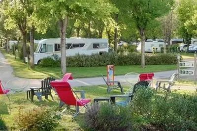 Camping La Venise Verte (Coulon à 13 km)