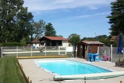Camping Paradis des Dombes (Sandrans à 20km)