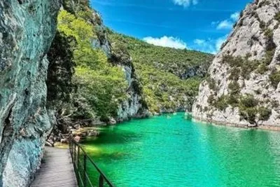 Verdon Les Grands Domaines (Saint-Laurent-Du-Verdon à 6km)
