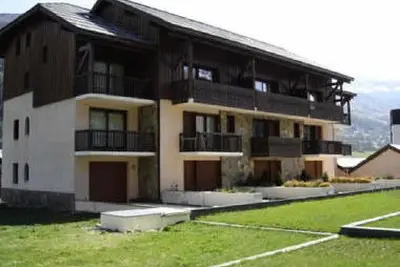 Résidence Le Hameau du Bez Villeneuve 1400