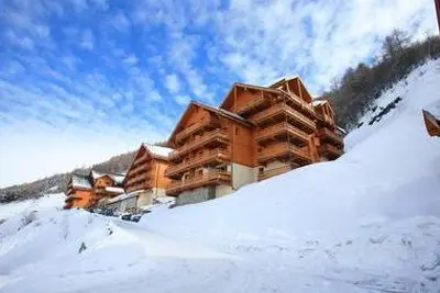 Résidence Odalys Les Chalets de la Vallée d'Or