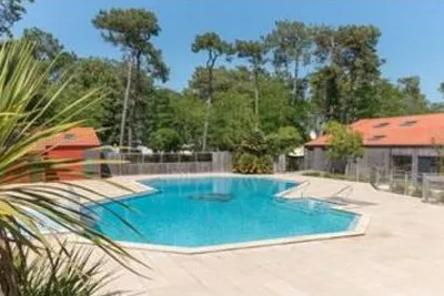 Camping Les Cyprès