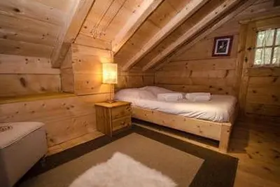 Chalet Sepia Mazot