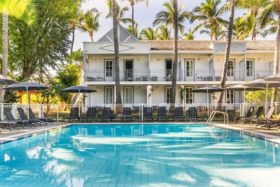 Hôtel Alamanda 2*