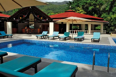 Hôtel Berjaya Beauvallon Bay 2*