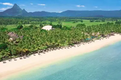 Hôtel La Pirogue 4* sup