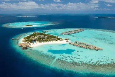 Hôtel Outrigger Maldives Maafushivaru Resort 5*