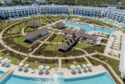Hôtel Falcons Resort By Melia, All-Suite Punta Cana (Katmandu Park Included) 5*