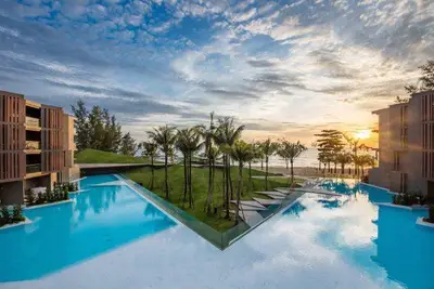 Hôtel La Vela Khao Lak 4*