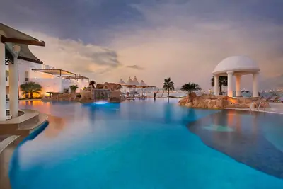 Sharq Village & Spa, A Ritz-Carlton Hotel 5*