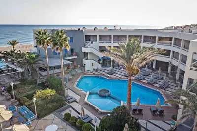 Hôtel Pearl Beach 4*
