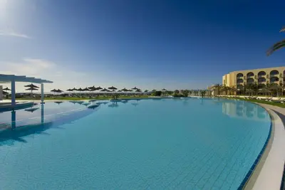 Hôtel Iberostar Waves Averroès 4*