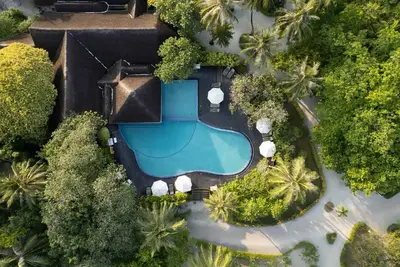 Hotel Adaaran Select Hudhuran Fushi 4*