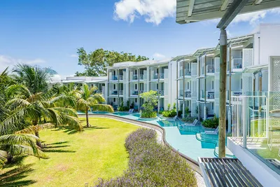 Hotel Victoria Beachcomber Resort and Spa 4* superieur - Victoria for 2