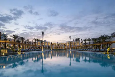 Hôtel Serry Beach Resort 5*