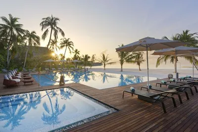 Hôtel Outrigger Maldives Maafushivaru Resort 5*