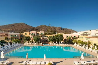 Hôtel Silva Beach 4*