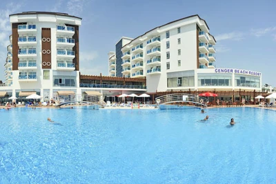 Hôtel Cenger Beach Resort & Spa 5*