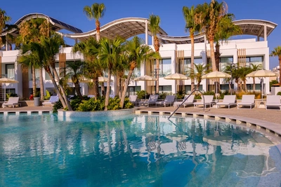 Radisson Beach Hôtel 5*