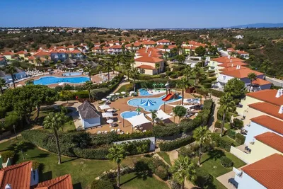 Hôtel Eden Villas & Apartments 4*