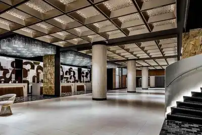 Hôtel Fairmont Le Reine Elizabeth Montreal 5*