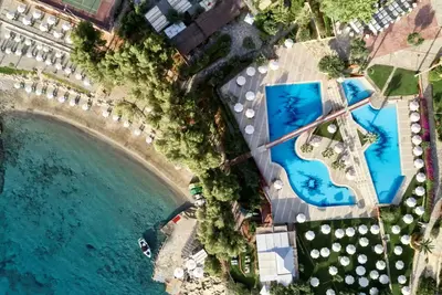 Hôtel Candia Park Village 4*