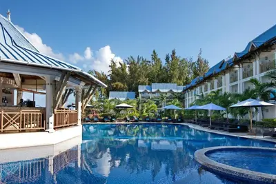 Hôtel Pearle Beach Resort 4*