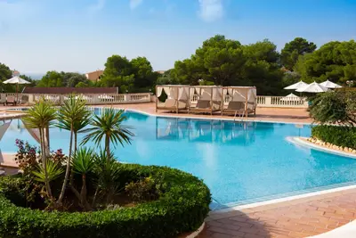 Hôtel Valentin Son Bou 4*