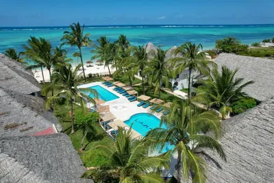 Nest Style Beach Hotel 4*
