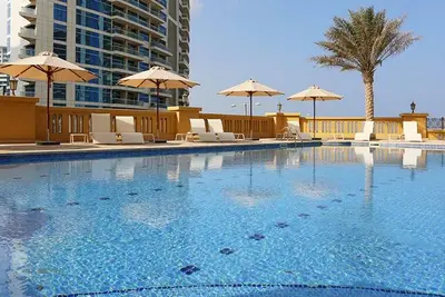 Hôtel Ramada & Suites by Wyndham Dubai JBR 4*