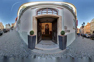 Hôtel Design Neruda 4* - Sans transfert