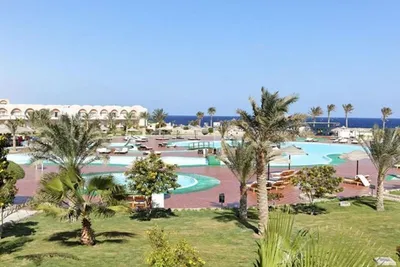 Hôtel Three Corners Sea Beach 4*