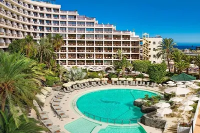 Hôtel Seaside Sandy Beach 4*