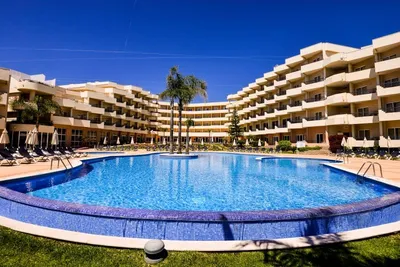 Hôtel Vila Gale Nautico 4*