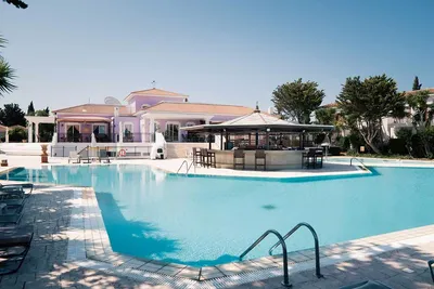 Hôtel Akamanthea Holiday Village 3* sup- arrivée Larnaca - avec location de voiture